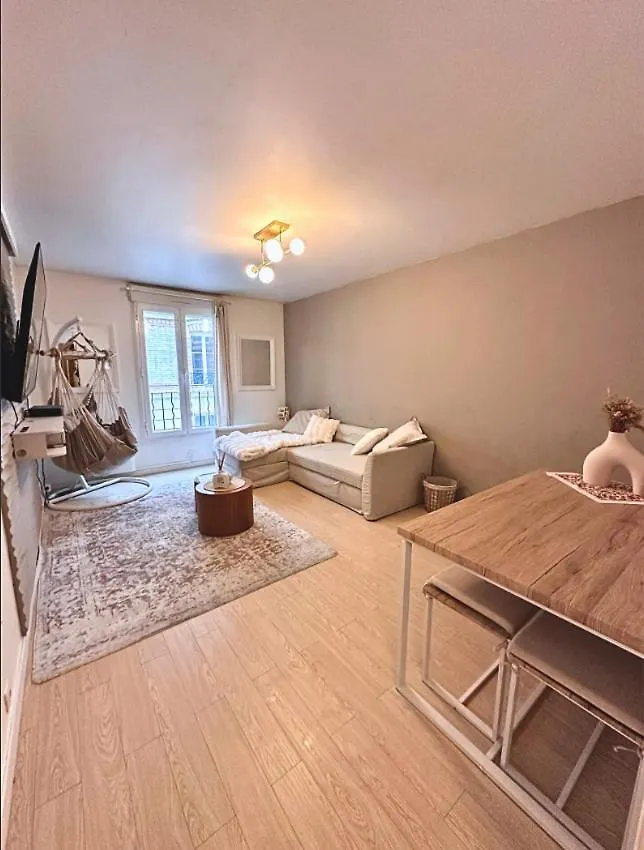 Appart Hotel Paris Cosy Apartment Paris 12Eme Gare De Lyon Bercy 0*,  Franciaország
